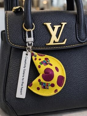 Luxury Fortune Cookie Charm Keychain Brand New